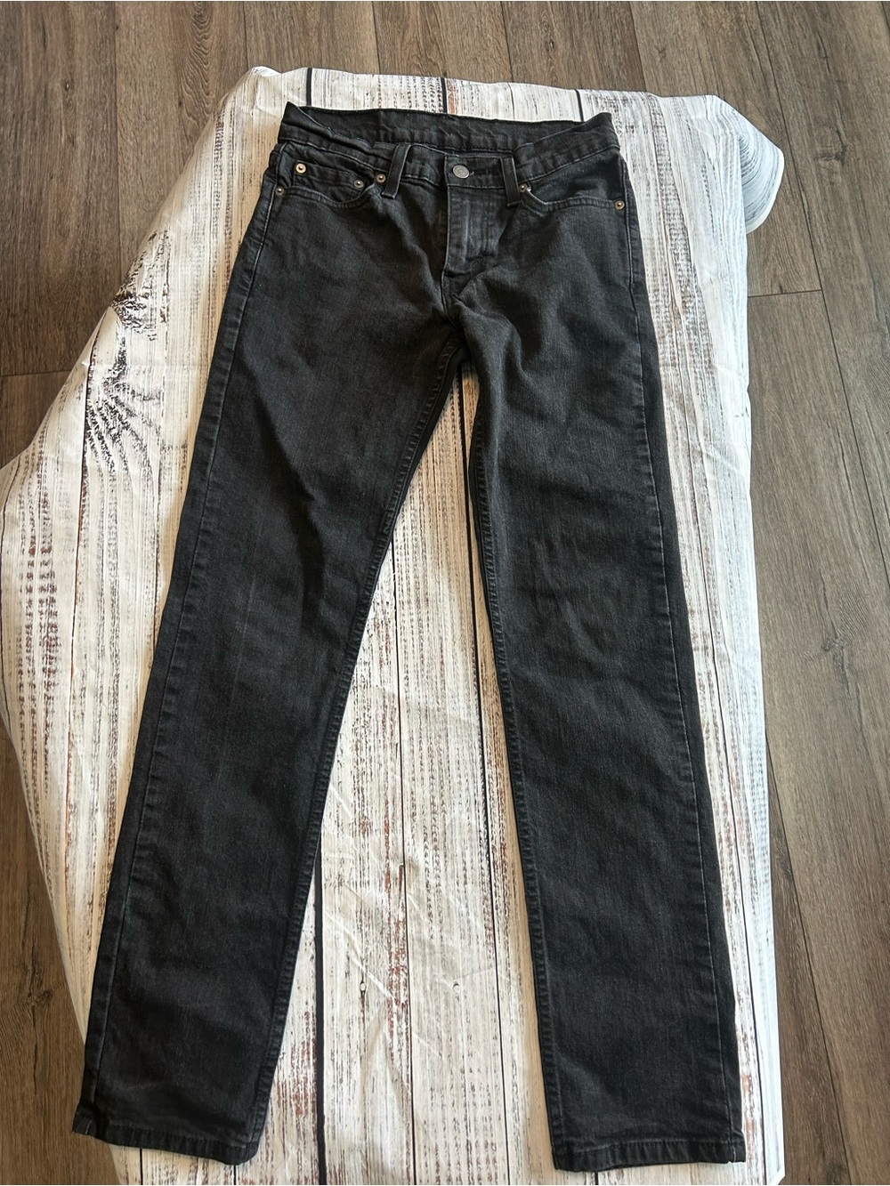 Levi's Slim Straight Black Jeans